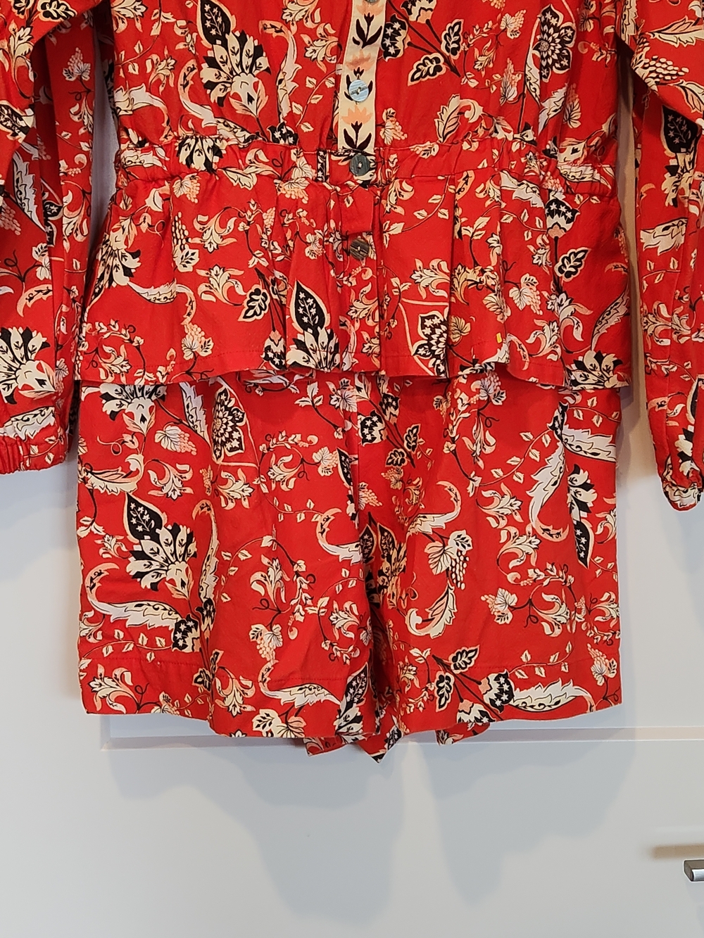 NWT Farm Rio Large Floral Button Front Cotton Ruffle Waist Puff Sleeve Romper - Picture 5 of 8